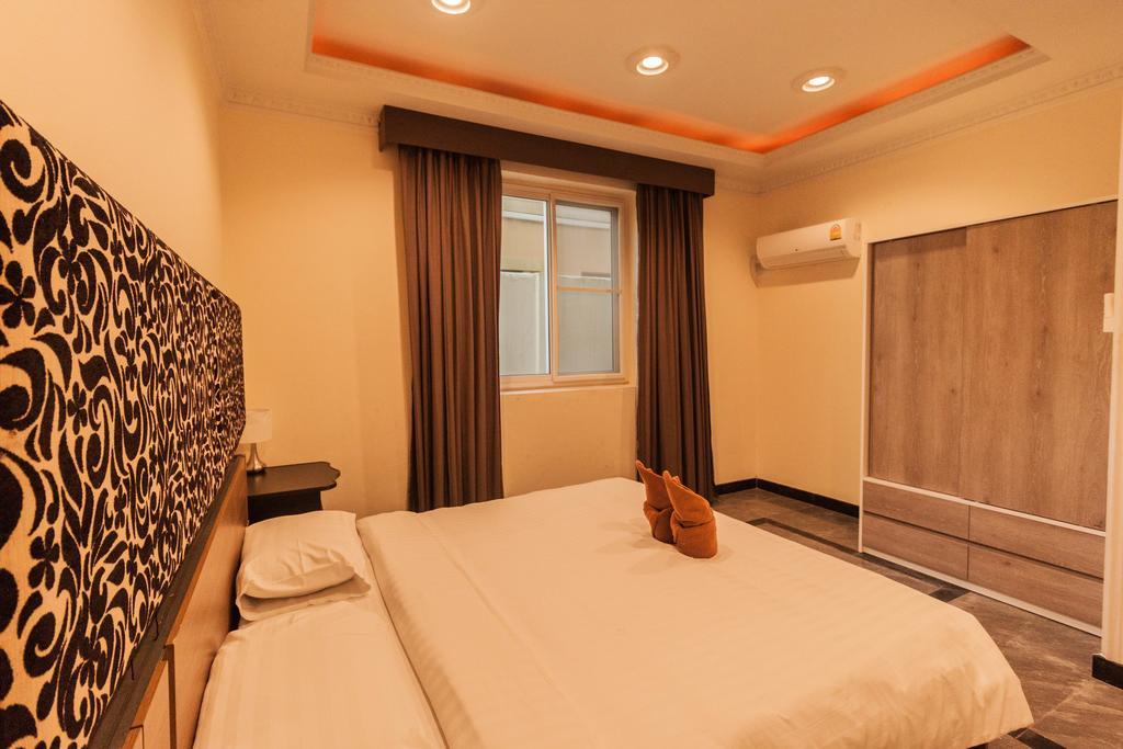 Jomtien Palace Pool Villa By Pattaya Sunny Rentals Ban Nong Tabaek Exterior foto