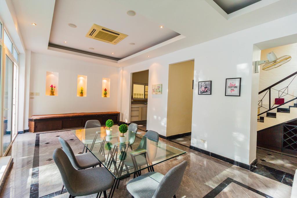 Jomtien Palace Pool Villa By Pattaya Sunny Rentals Ban Nong Tabaek Exterior foto