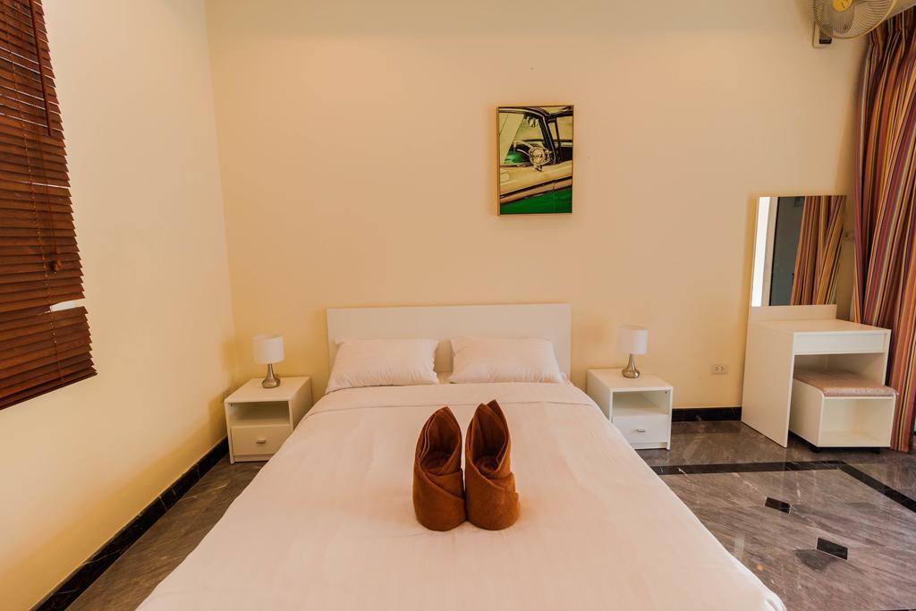 Jomtien Palace Pool Villa By Pattaya Sunny Rentals Ban Nong Tabaek Exterior foto