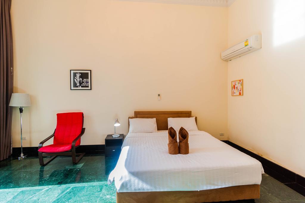Jomtien Palace Pool Villa By Pattaya Sunny Rentals Ban Nong Tabaek Exterior foto